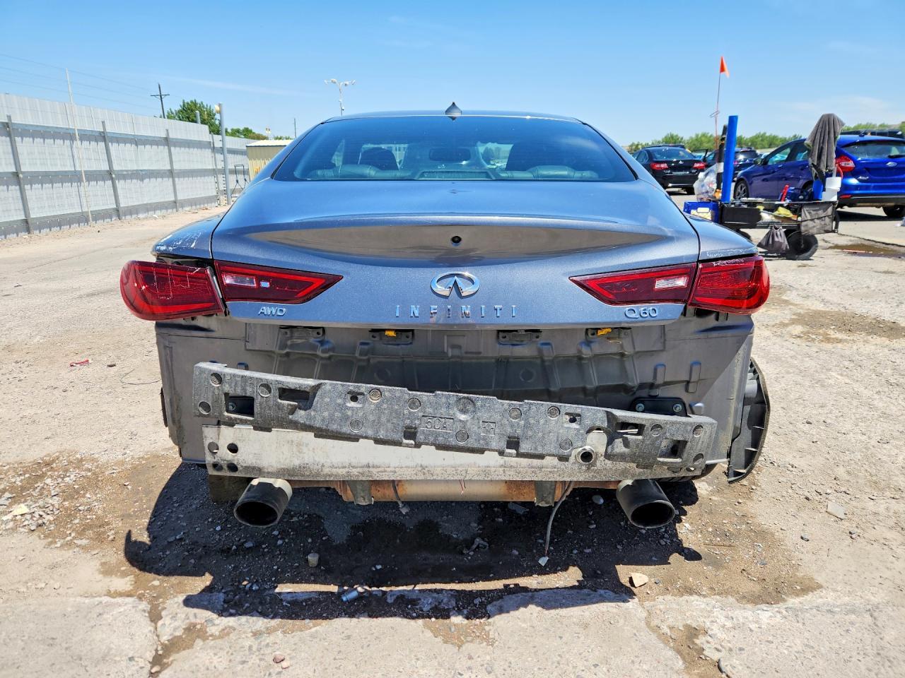 2019 Infiniti Q60 3.0T Luxe - Image 6