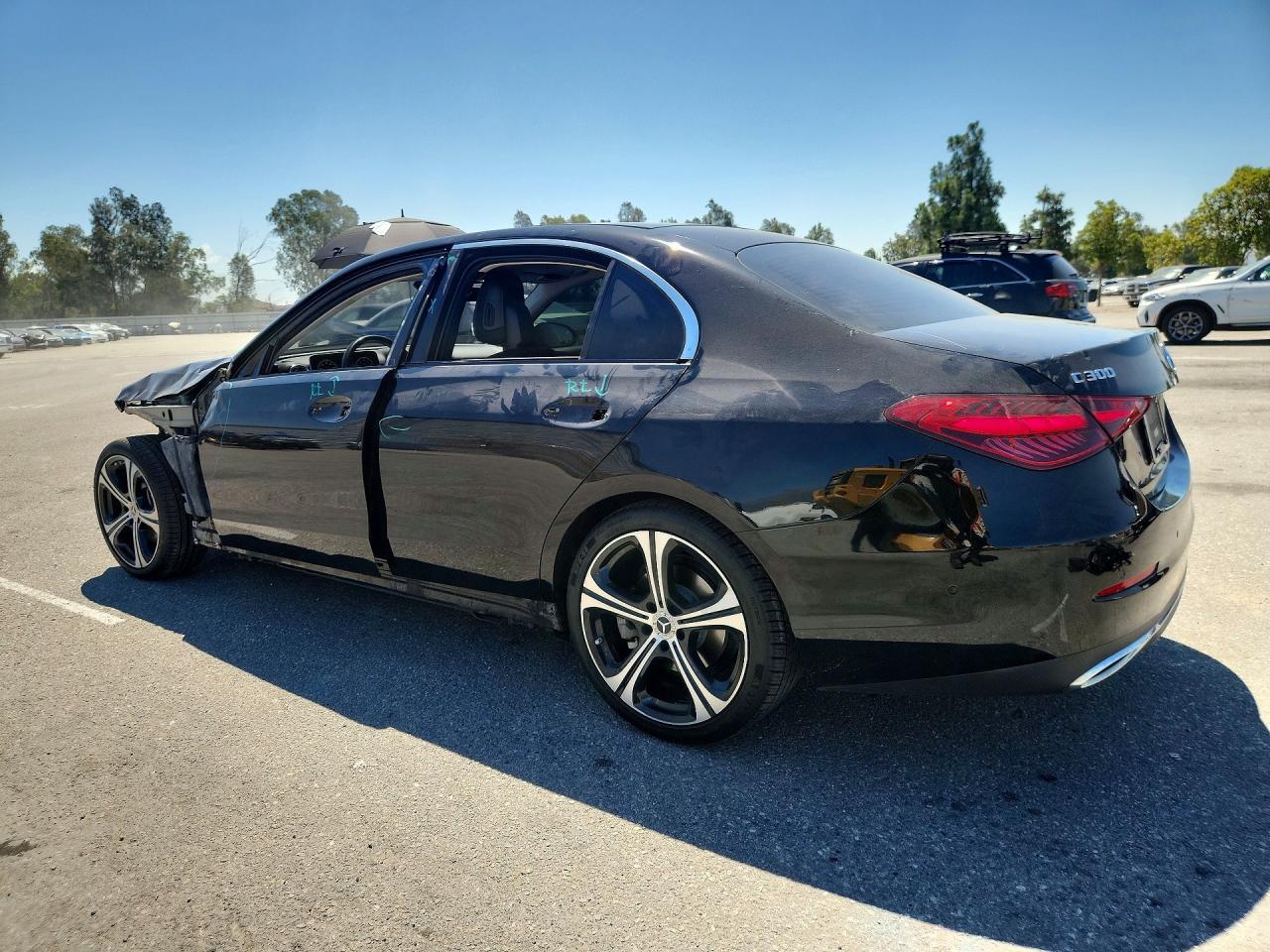 2022 Mercedes-Benz C 300 - Фото 2