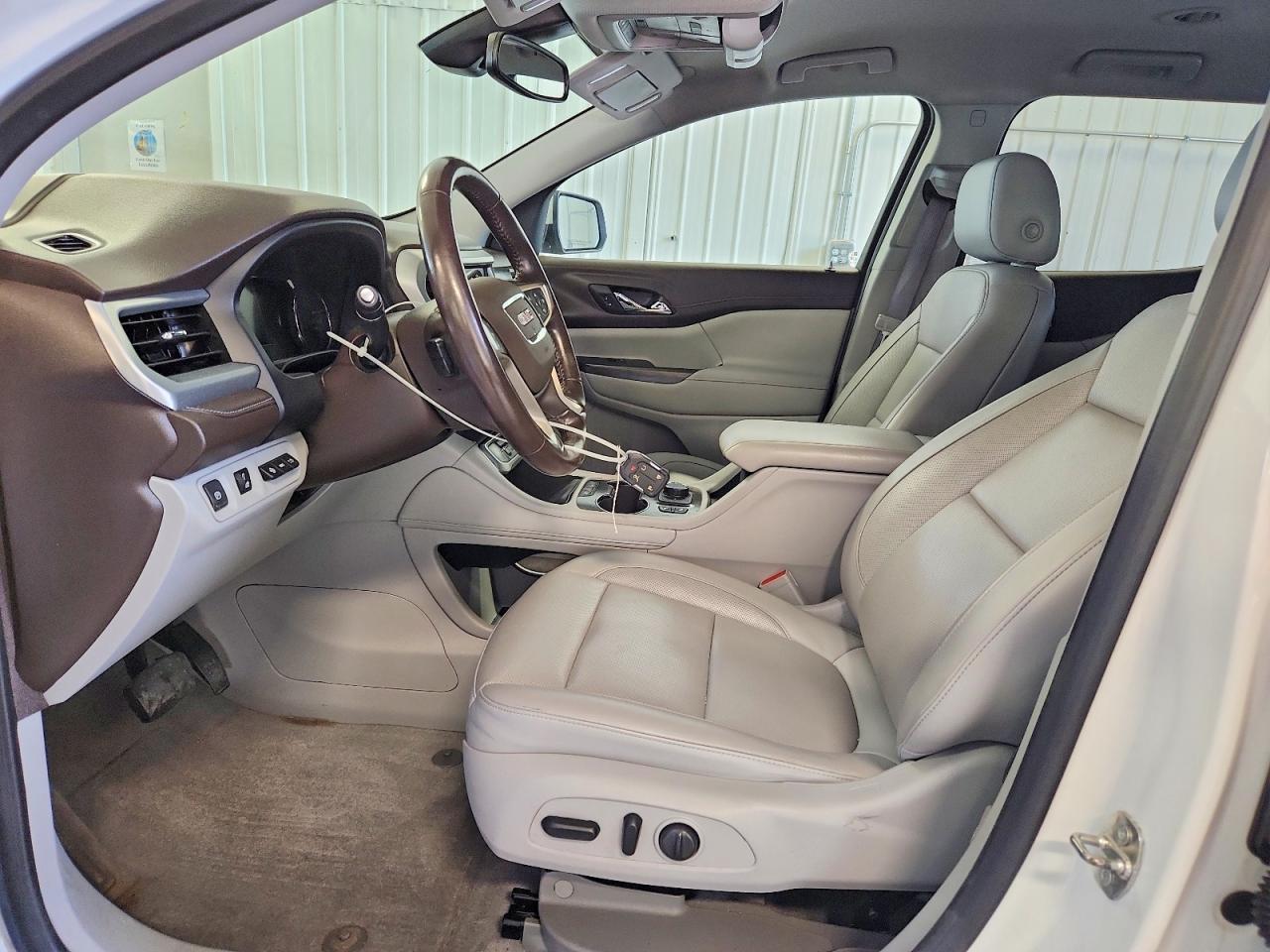 2020 GMC Acadia Slt - Image 7