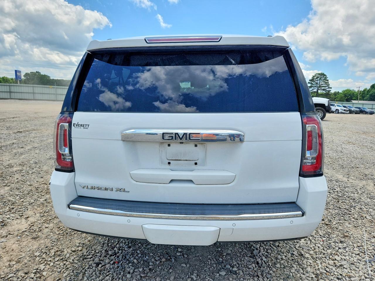 2016 GMC Yukon Xl Denali - Фото 6