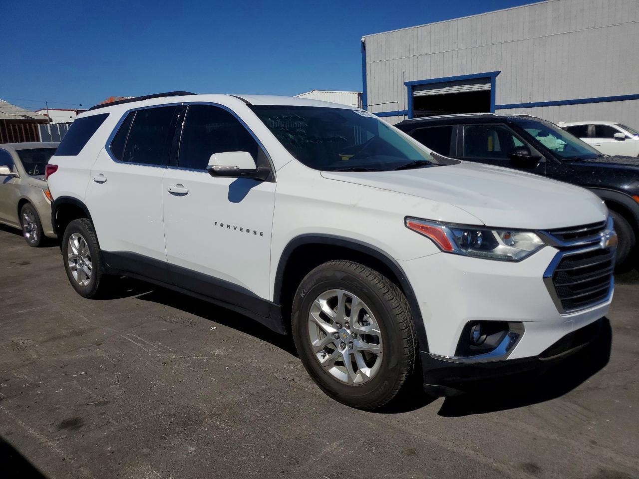 2021 Chevrolet Traverse Lt - Фото 4