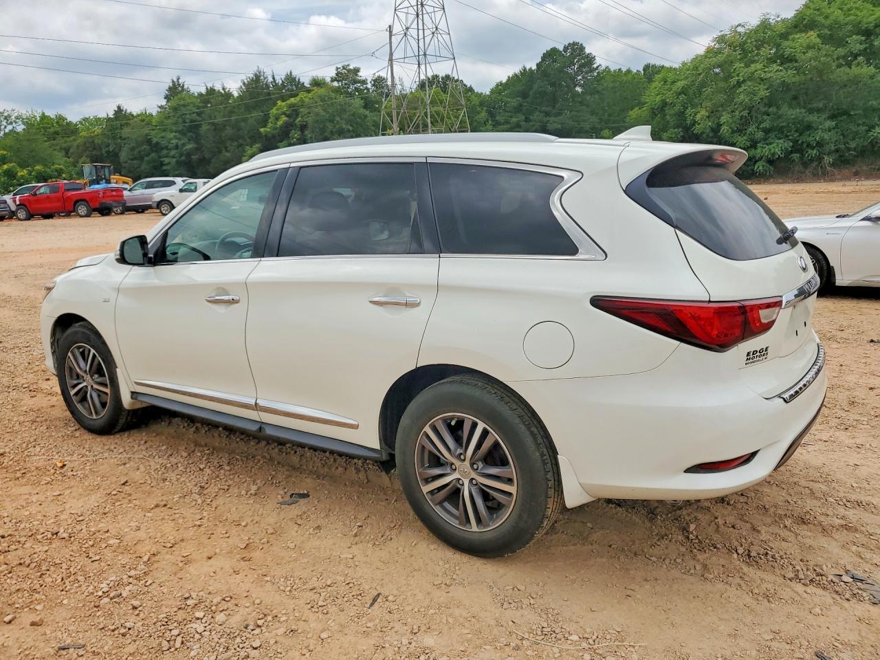 2018 Infiniti Qx60 Base - Image 2