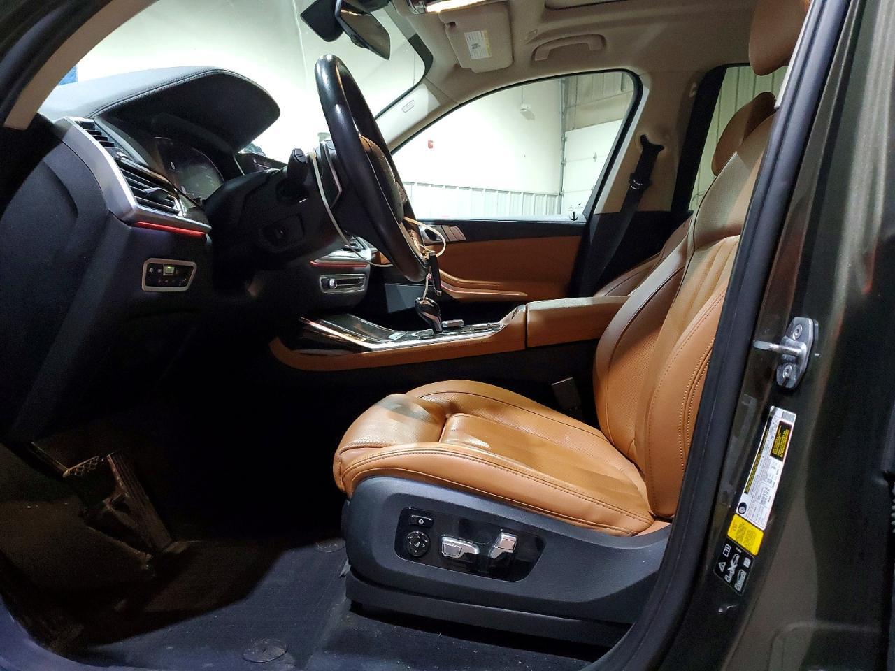 2020 BMW X7 xDrive40I - Фото 7