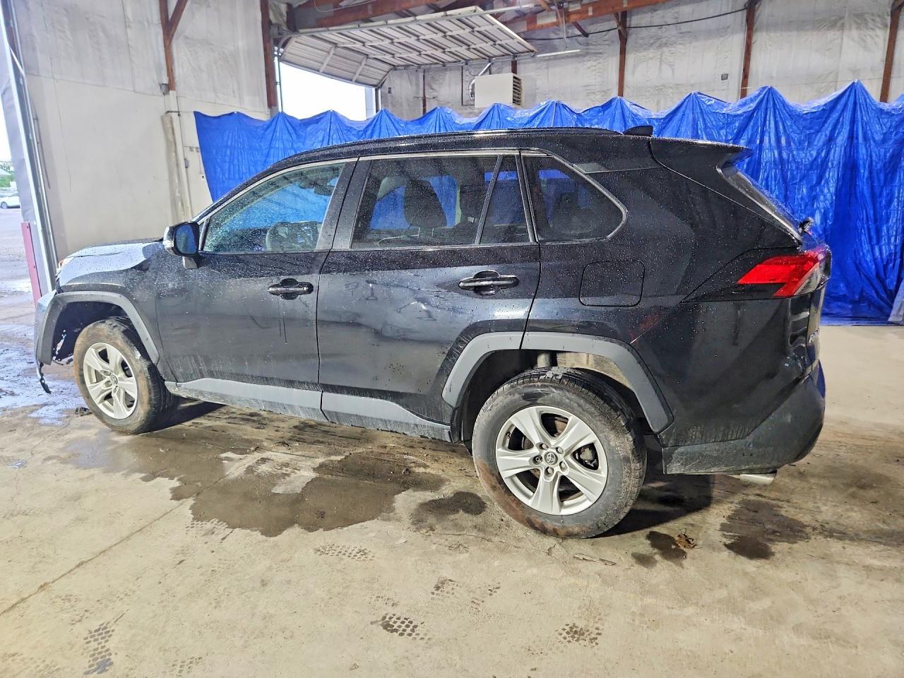 2021 Toyota Rav4 Xle - Image 2