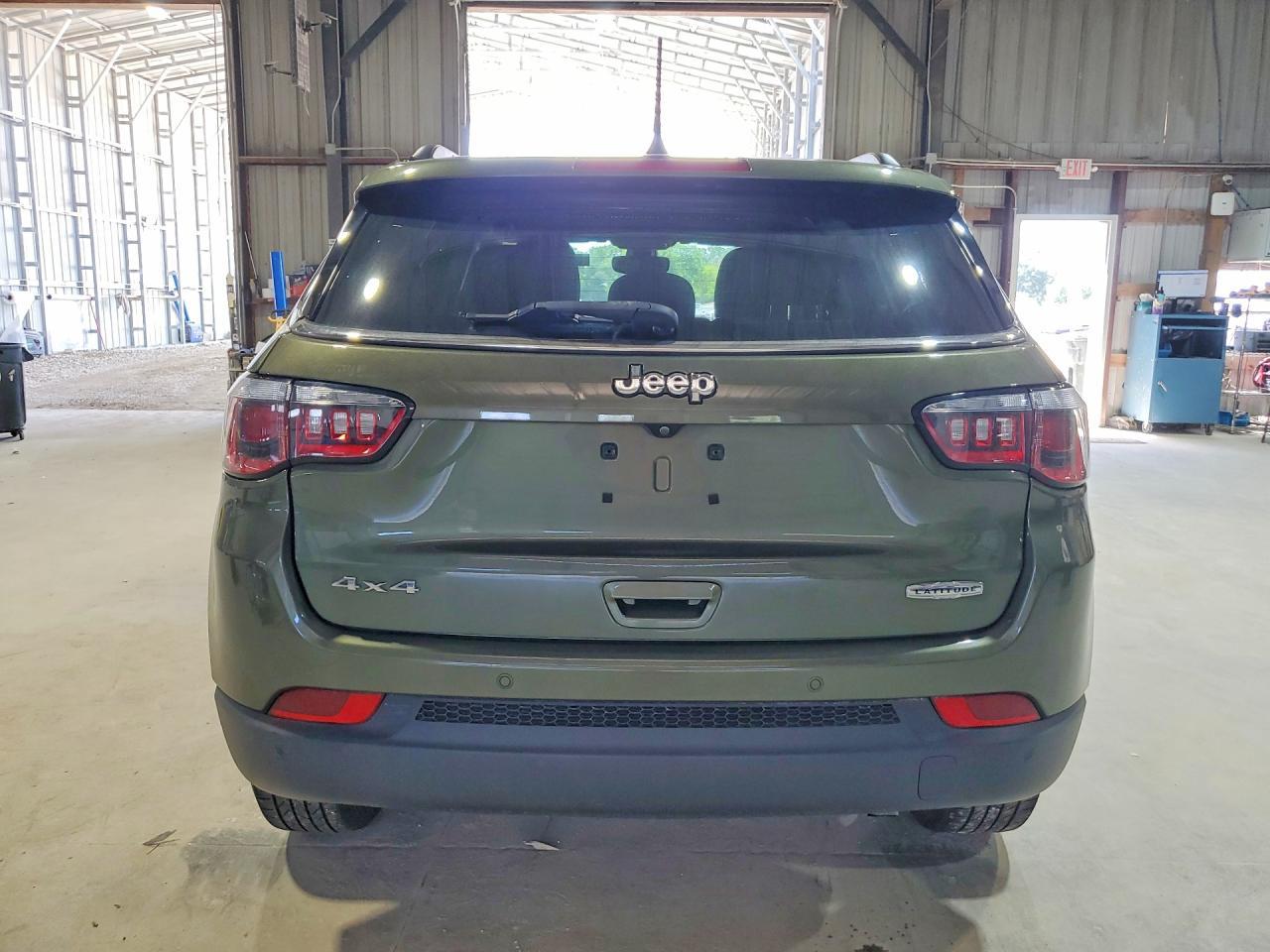 2020 Jeep Compass Latitude - Фото 6