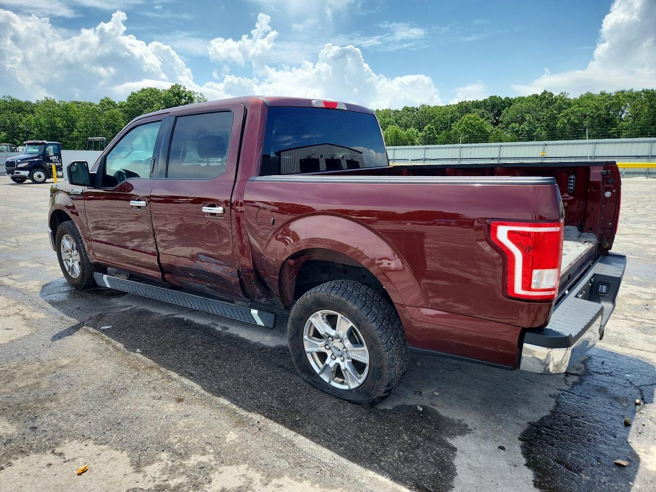 2015 Ford F150 Supercrew - Фото 2