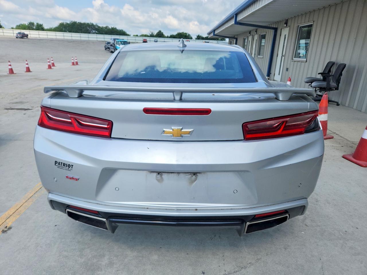 2017 Chevrolet Camaro Ss - Фото 6