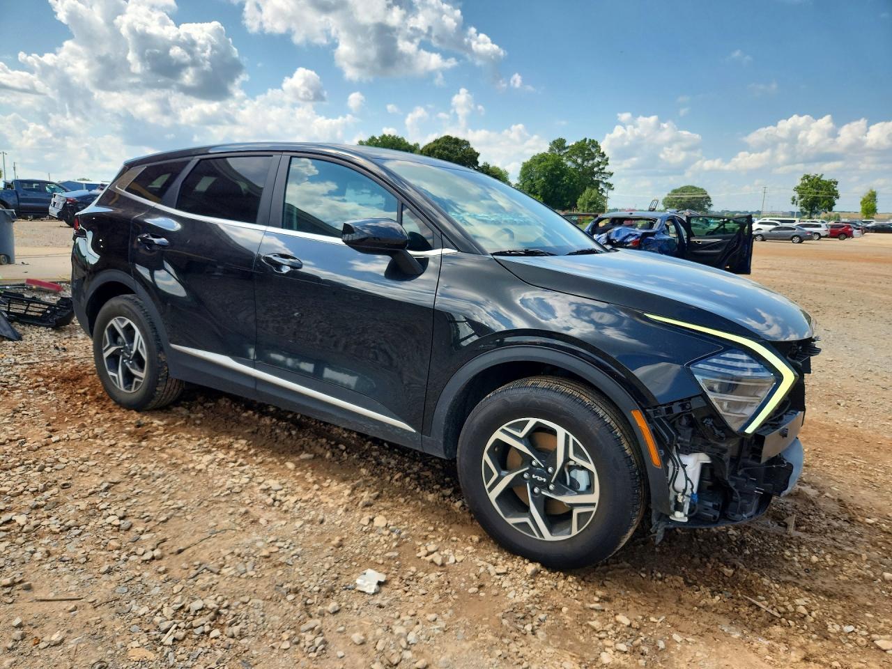 2024 Kia Sportage Lx - Image 4