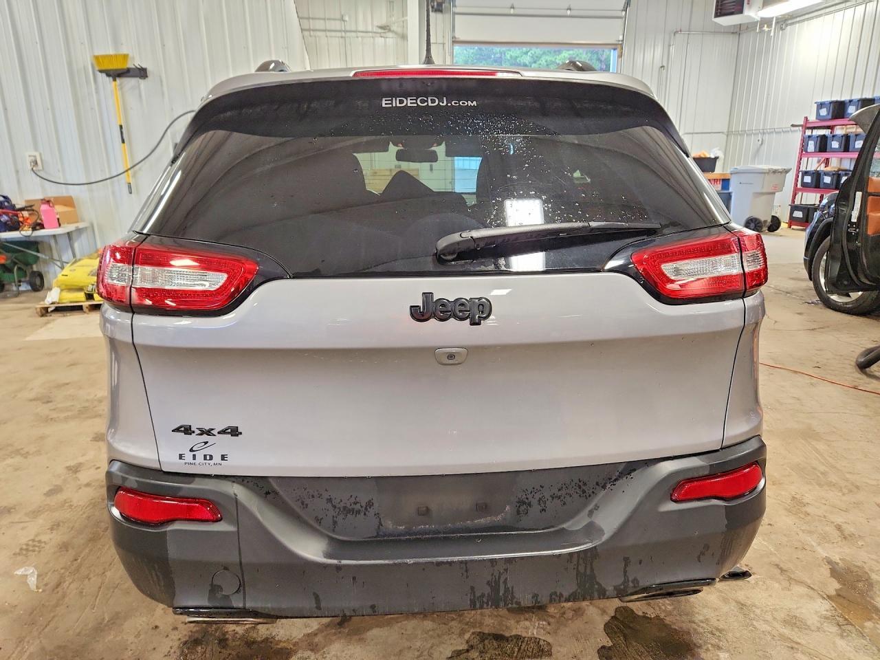 2018 Jeep Cherokee Latitude - Фото 6