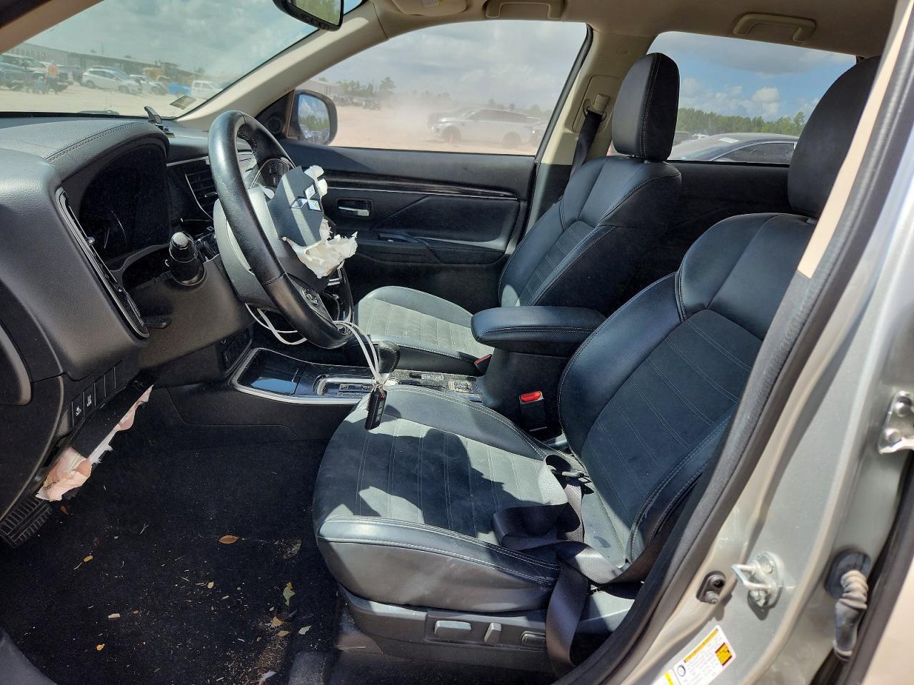 2020 Mitsubishi Outlander Se - Фото 7