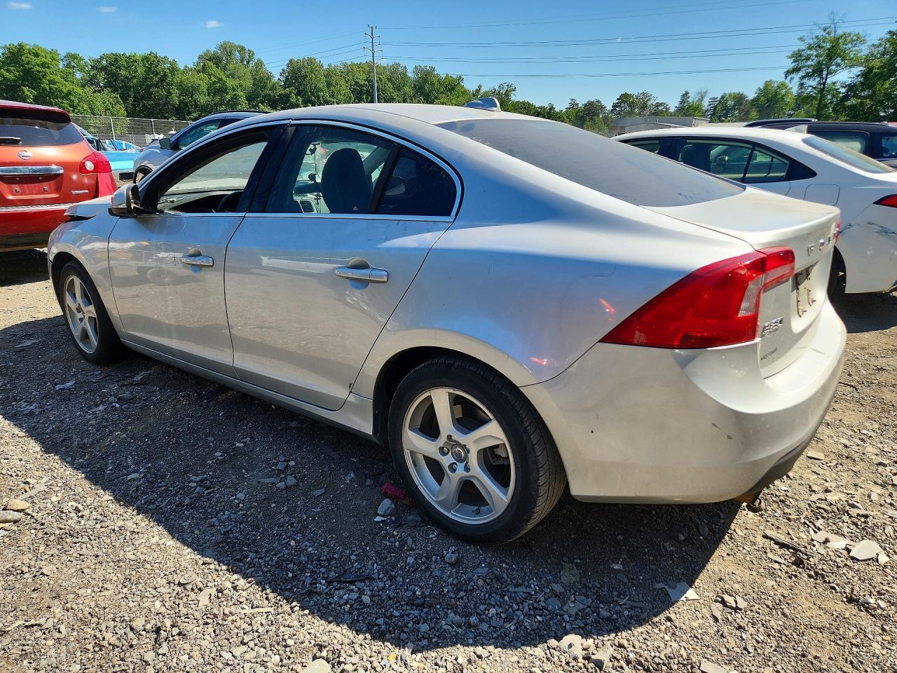 2012 Volvo S60 - Image 2