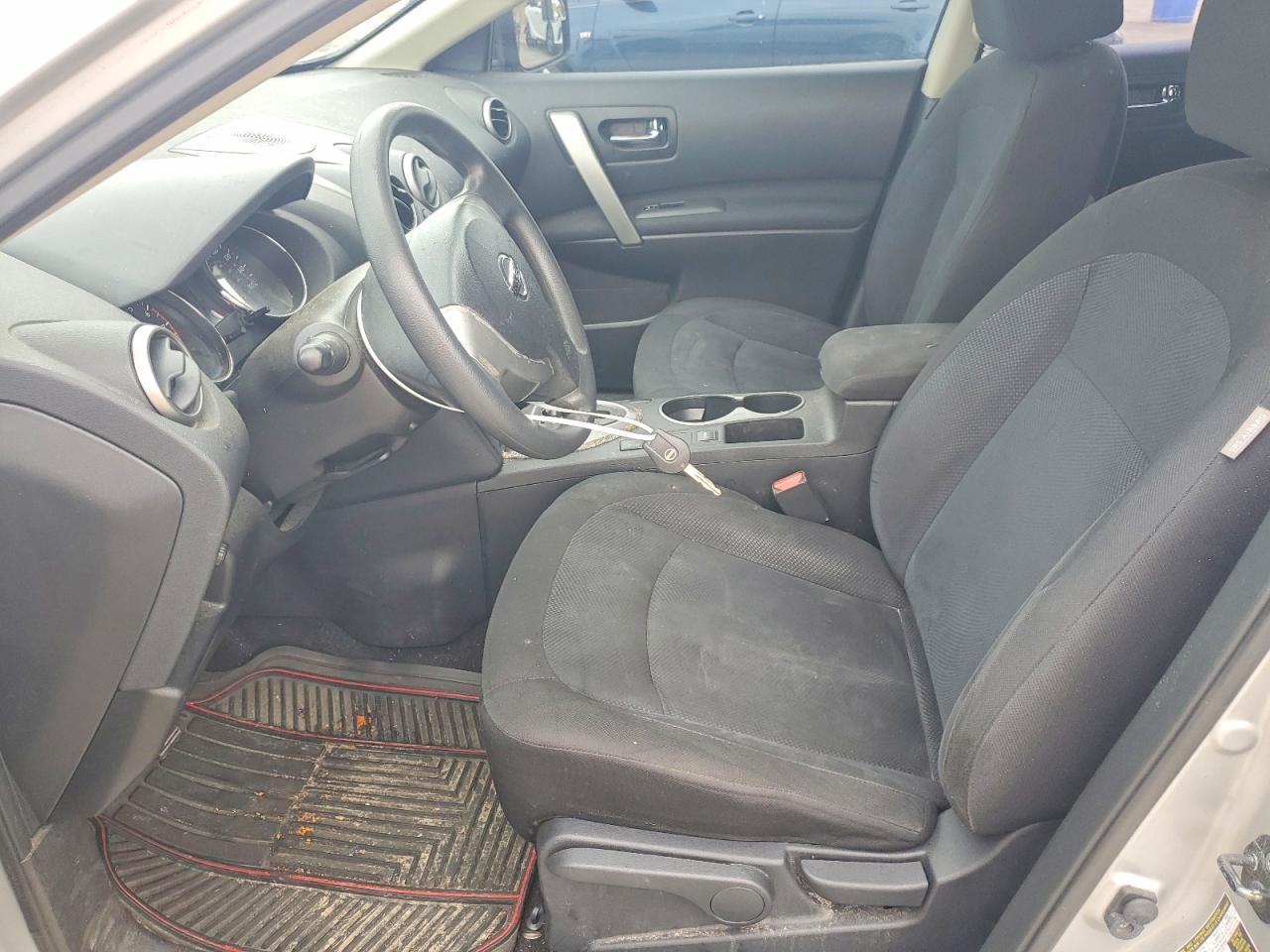 2014 Nissan Rogue Select S - Image 7
