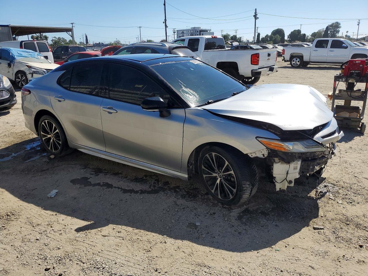 2019 Toyota Camry Xse - Фото 4