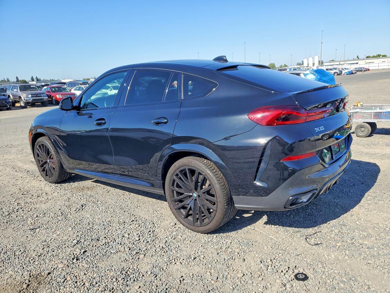 2023 BMW X6 xDrive40I - Фото 2