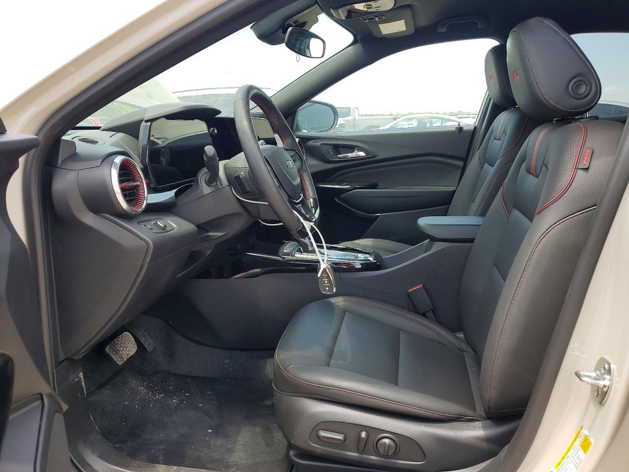 2026 Chevrolet Trax 2Rs - Image 7