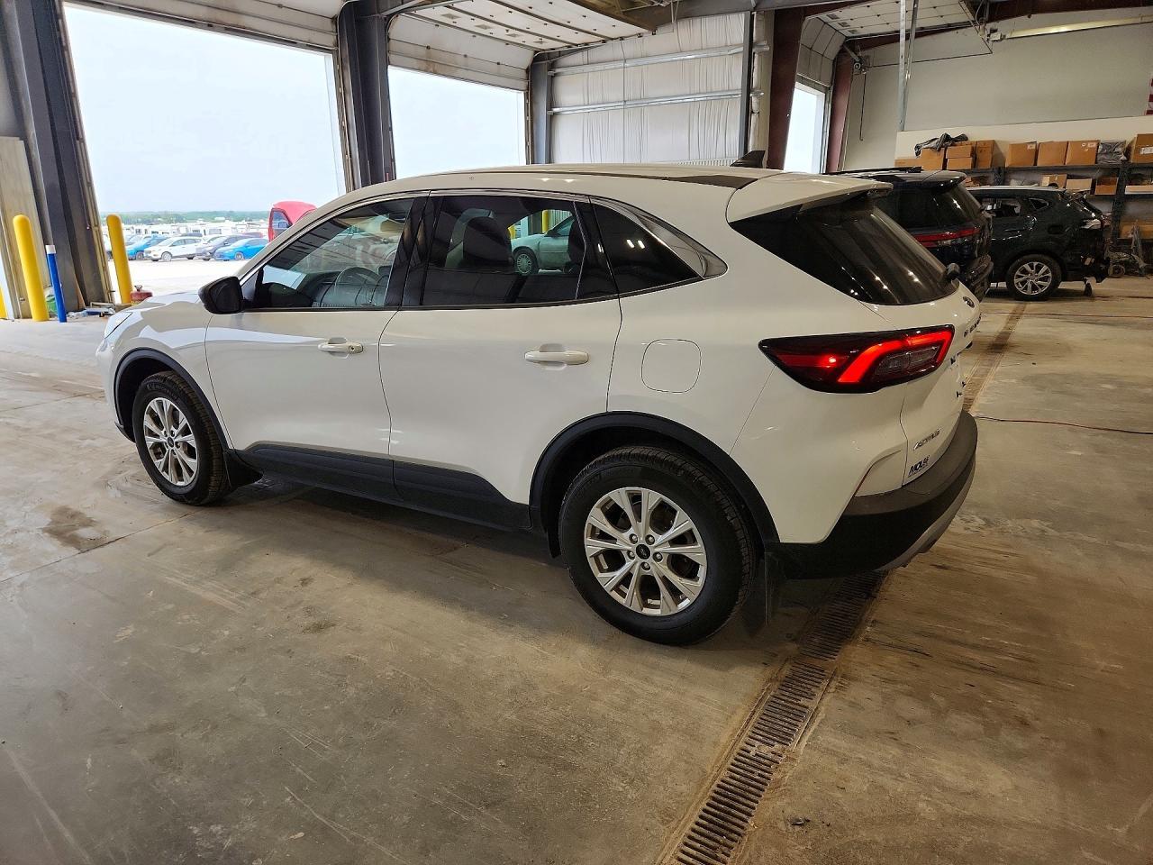 2024 Ford Escape Active - Фото 2