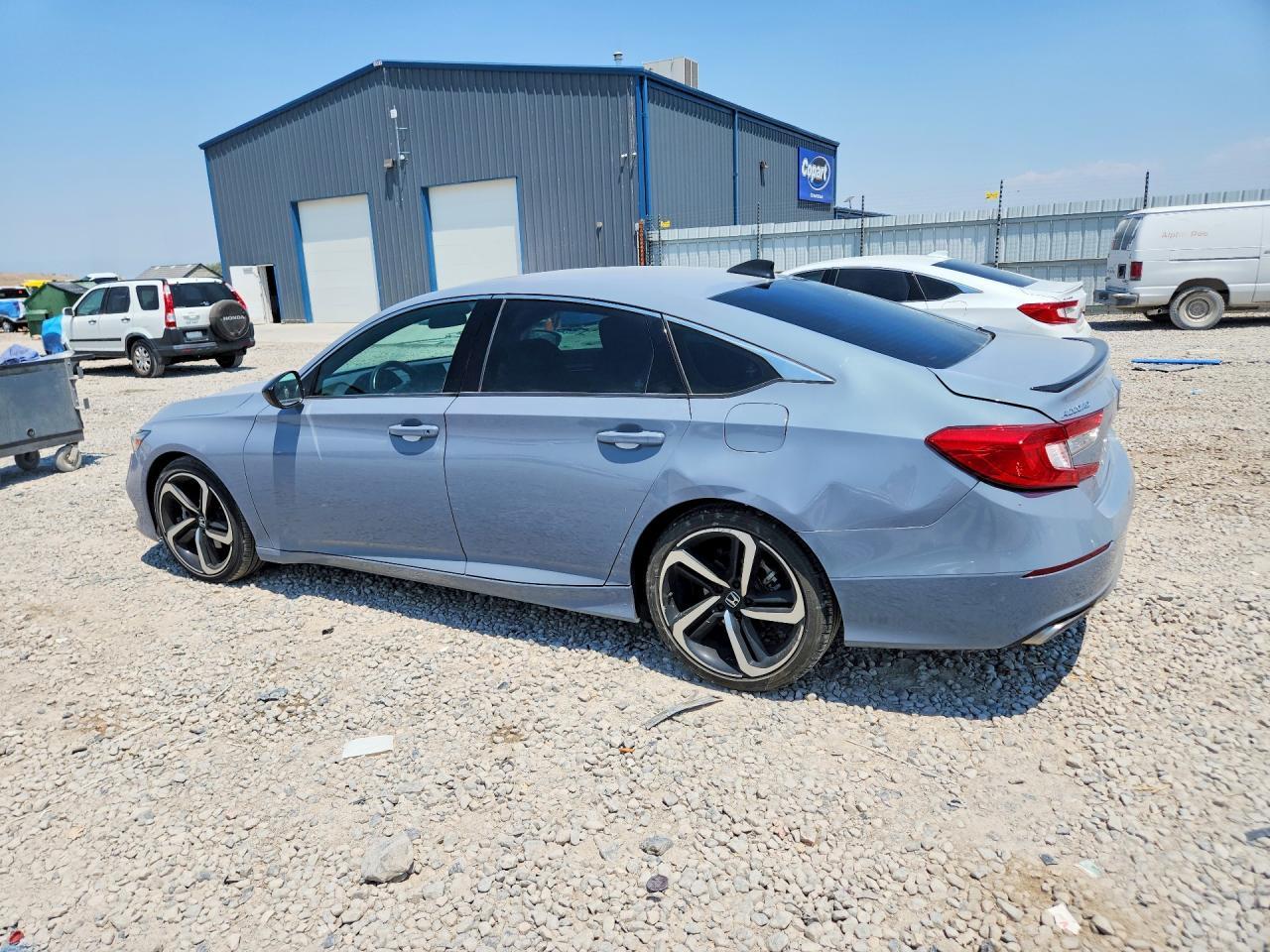 2022 Honda Accord Sport - Фото 2