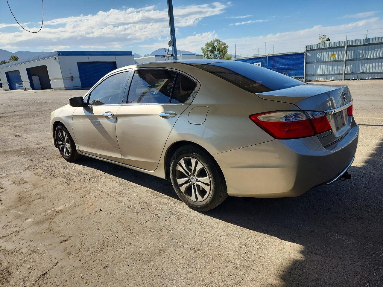 2015 Honda Accord Lx - Фото 2