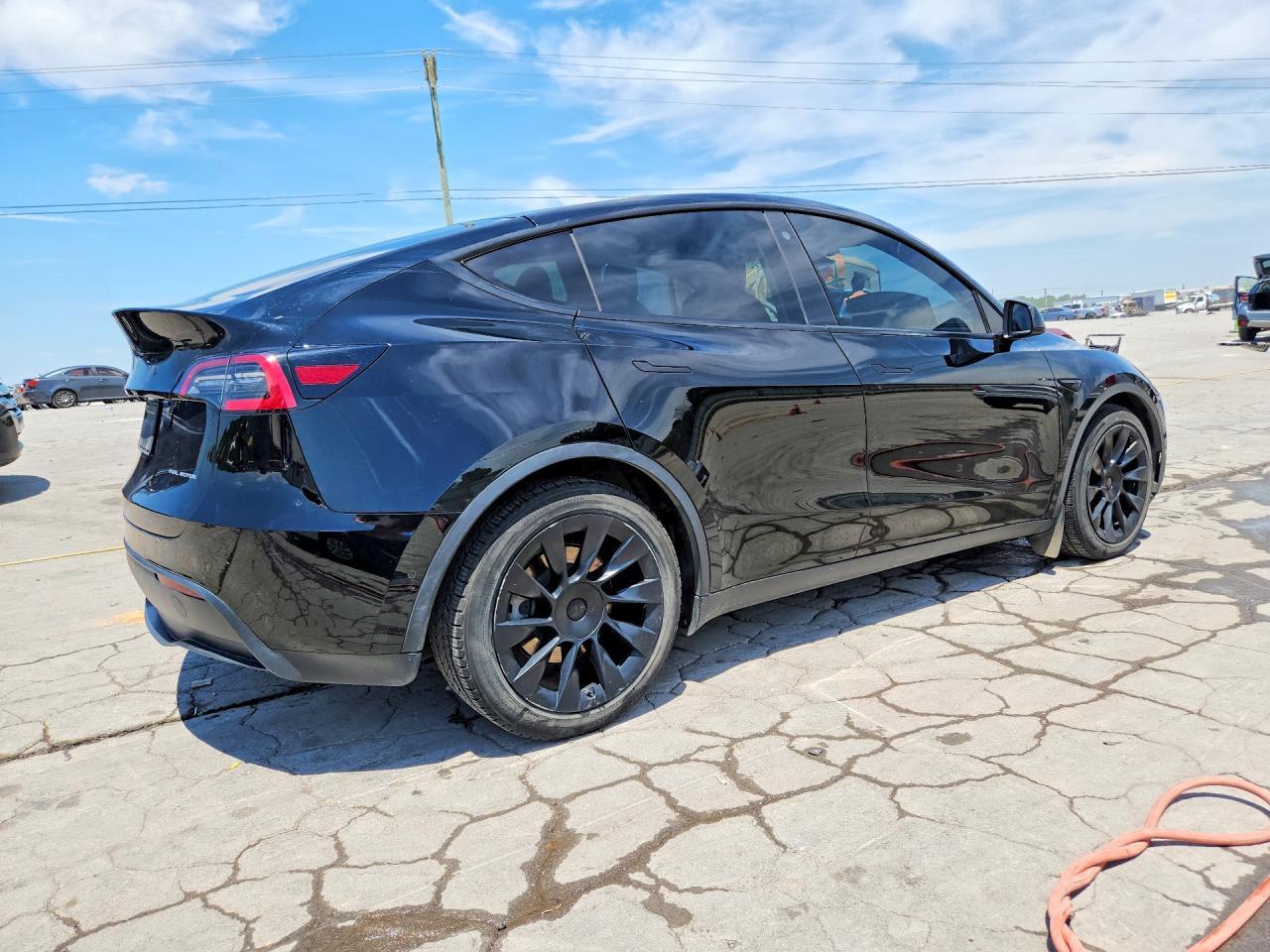 2021 Tesla Model Y - Image 3