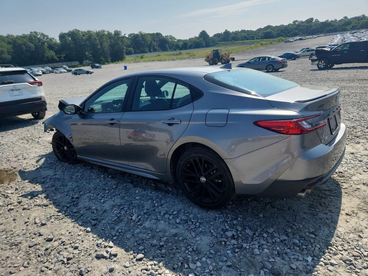 2026 Toyota Camry Se - Фото 2