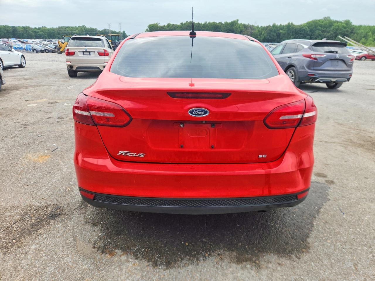 2015 Ford Focus Se - Image 6