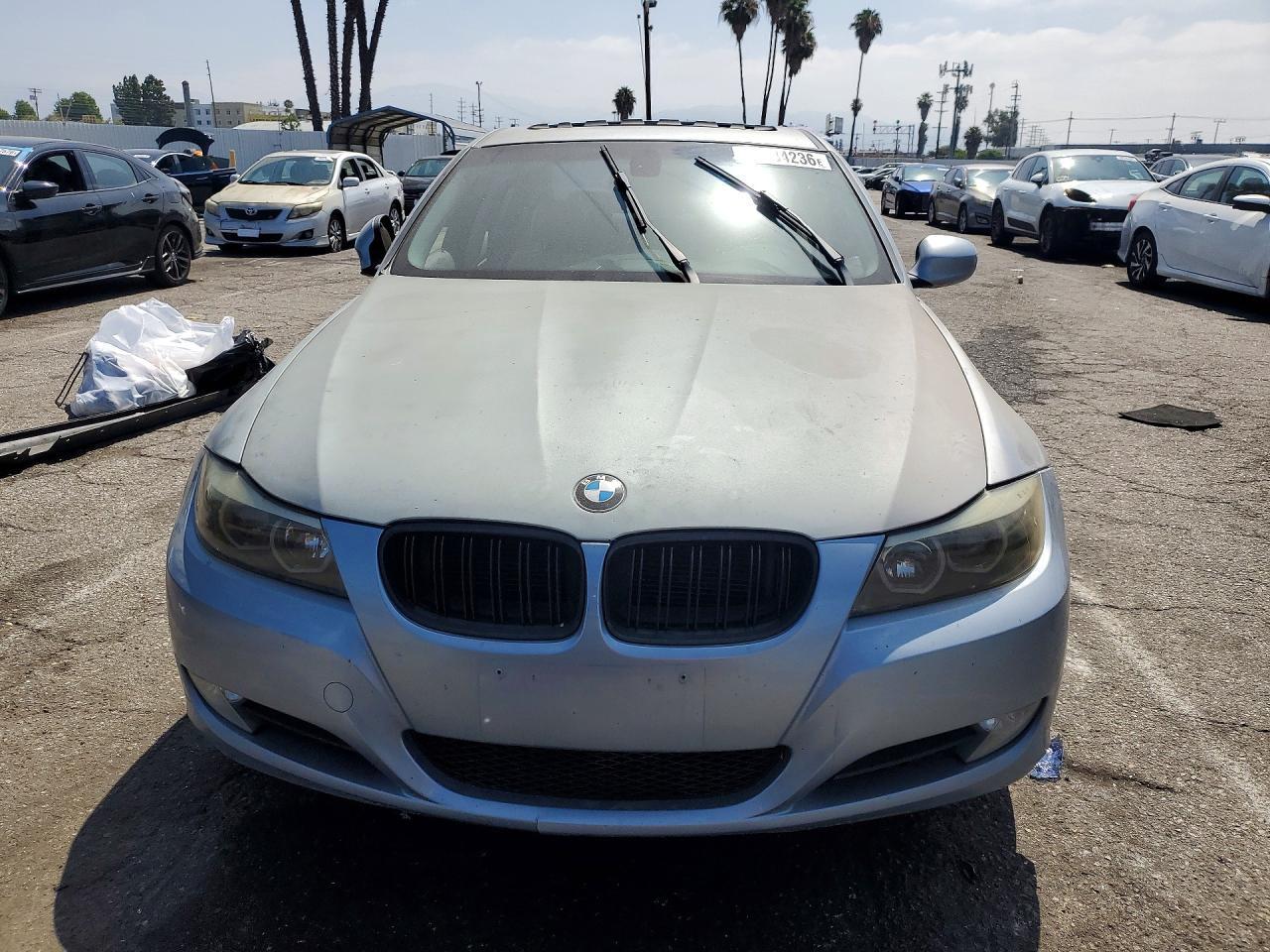 2011 BMW 328 I - Фото 5