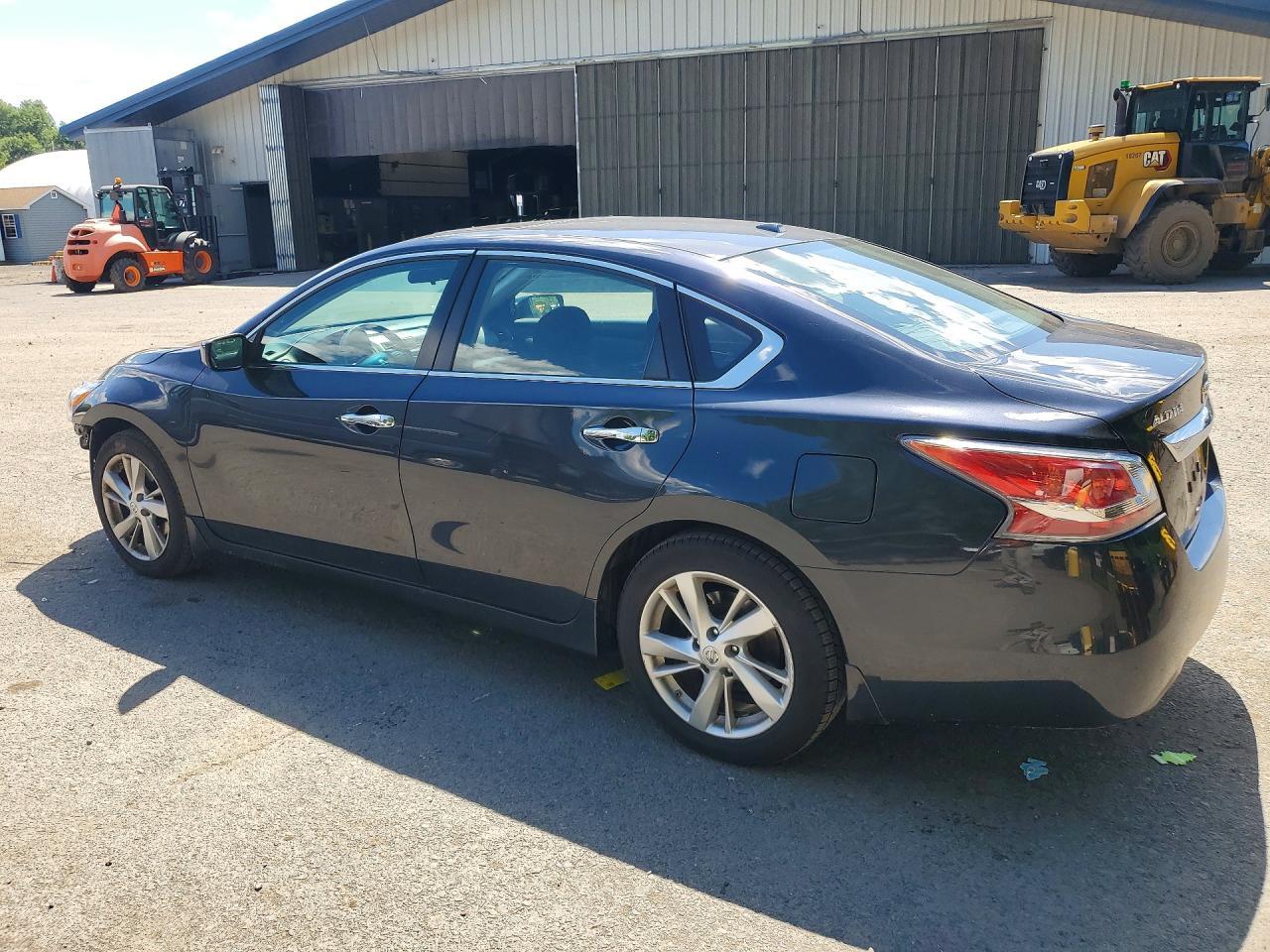 2015 Nissan Altima 2.5 Sv - Image 2