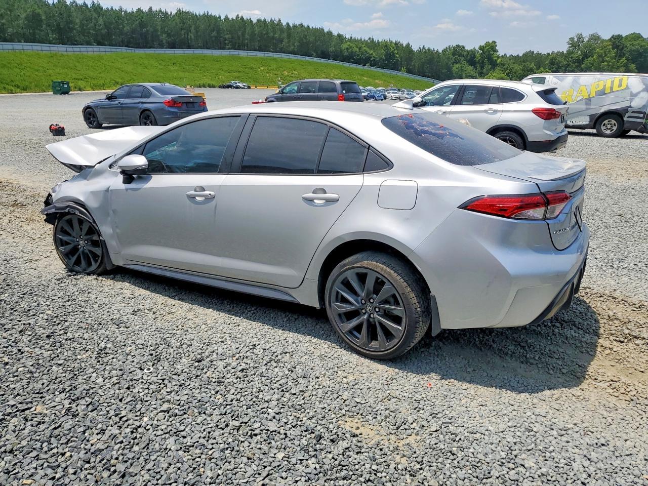 2024 Toyota Corolla Se - Фото 2
