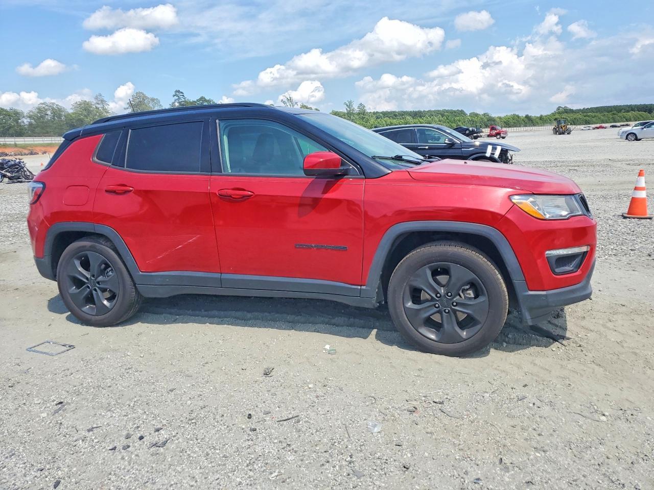 2019 Jeep Compass Latitude - Image 4