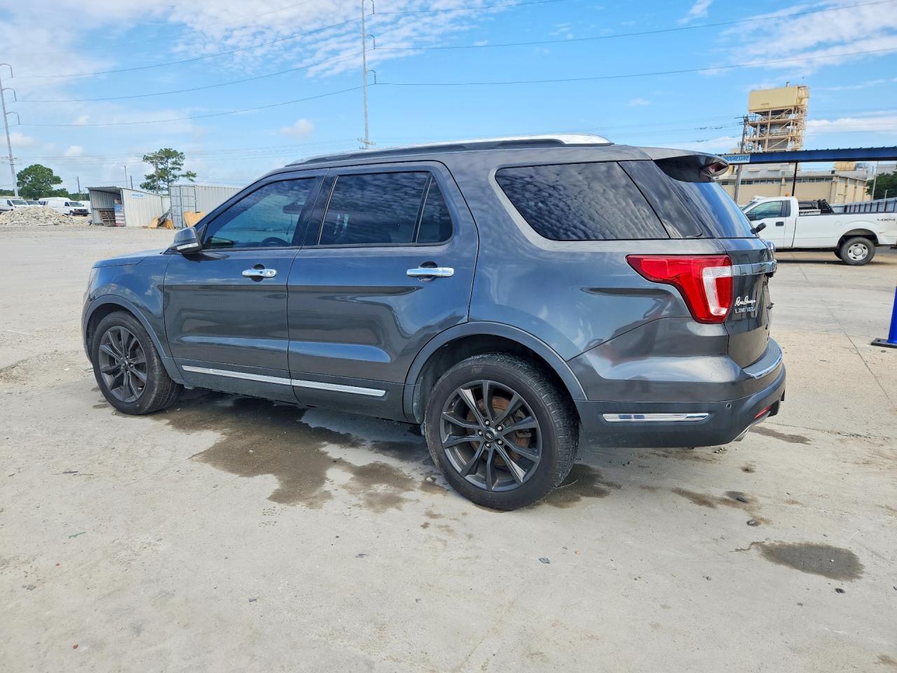 2019 Ford Explorer Limited - Фото 2
