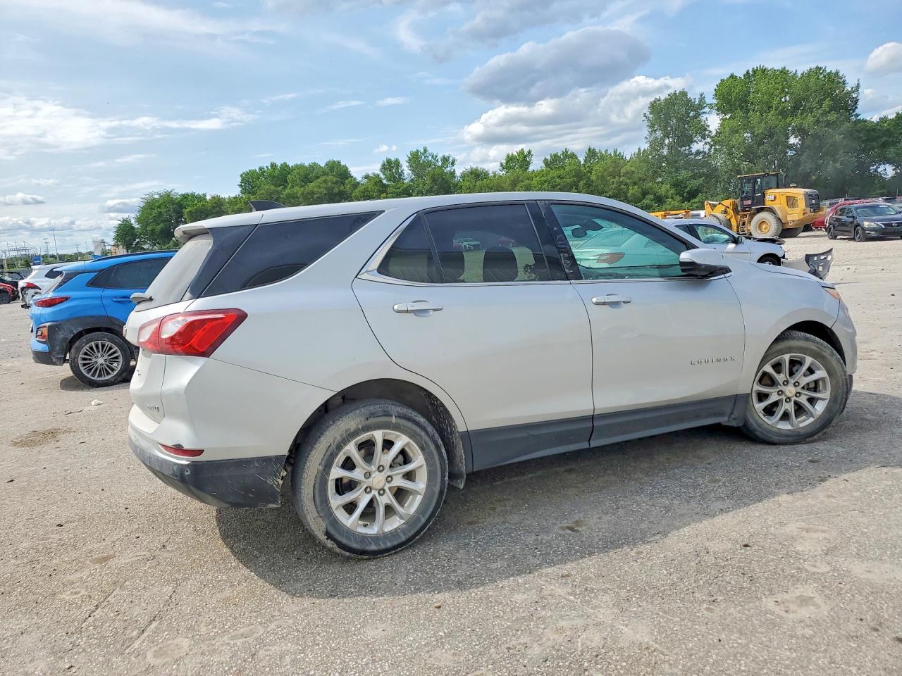 2018 Chevrolet Equinox Lt - Фото 3