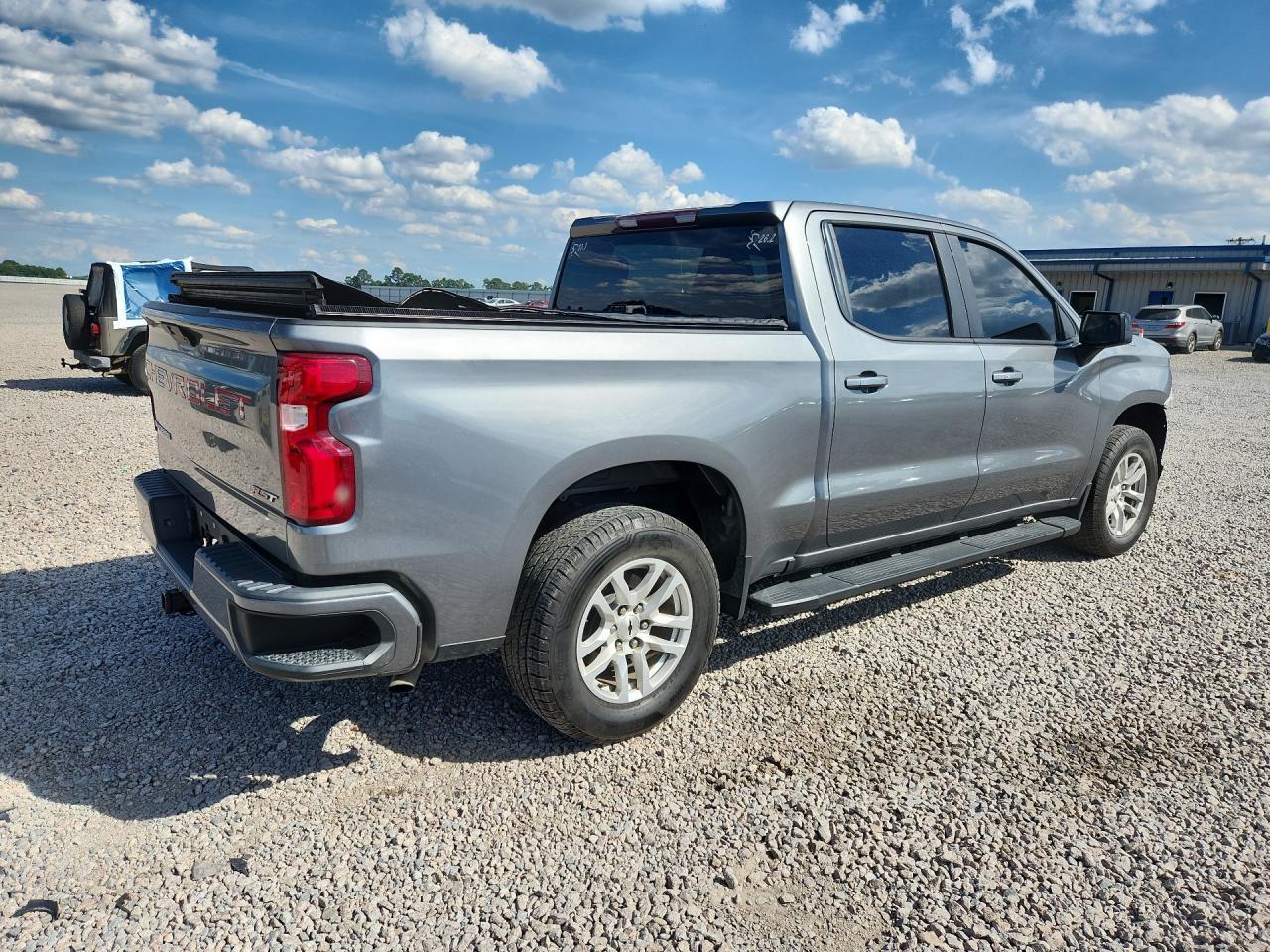 2021 Chevrolet Silverado C1500 Rst - Фото 3