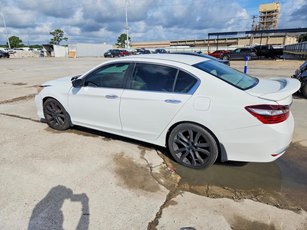 2016 Honda Accord Lx - Image 2