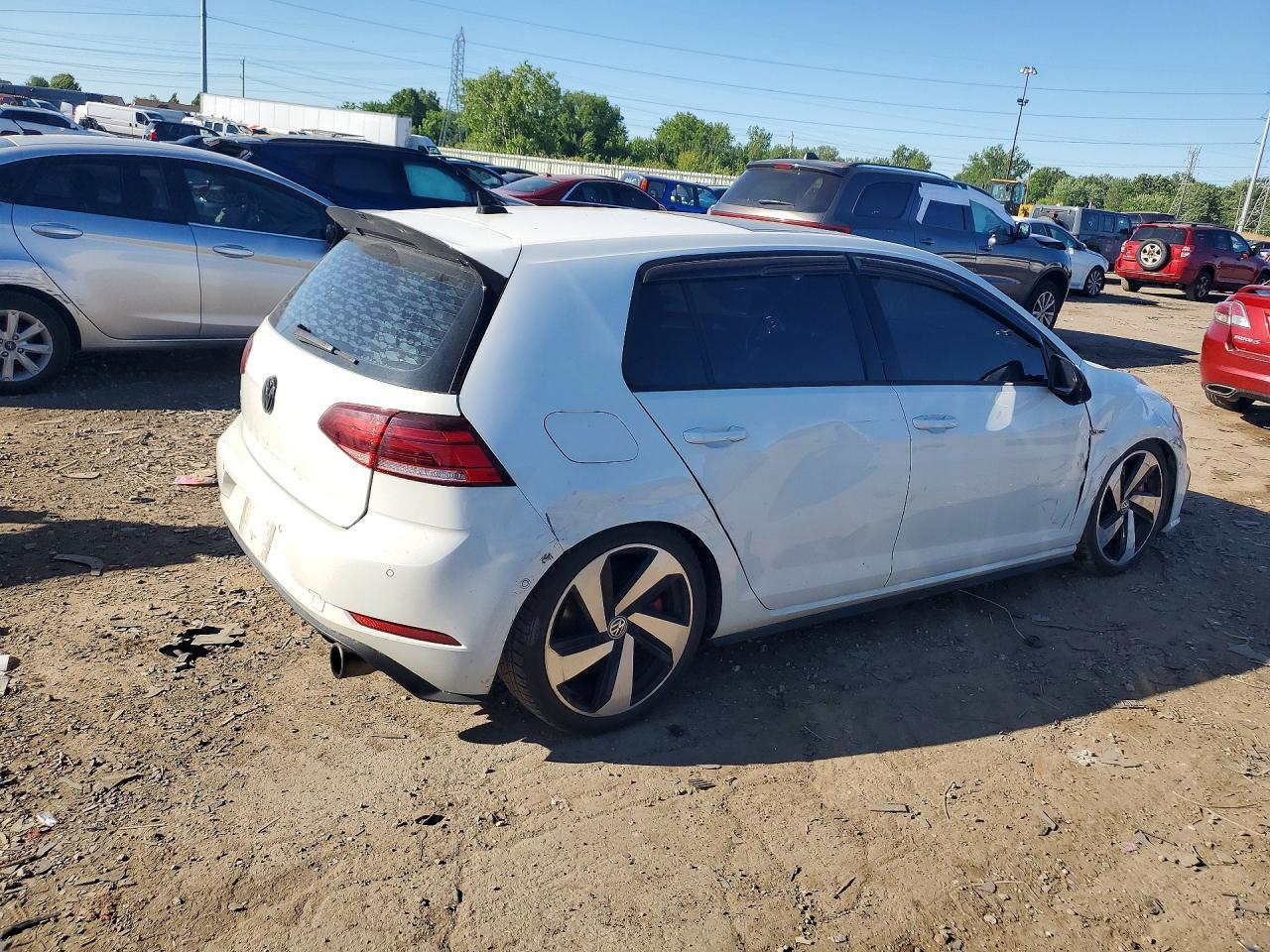 2018 Volkswagen Gti S - Image 3