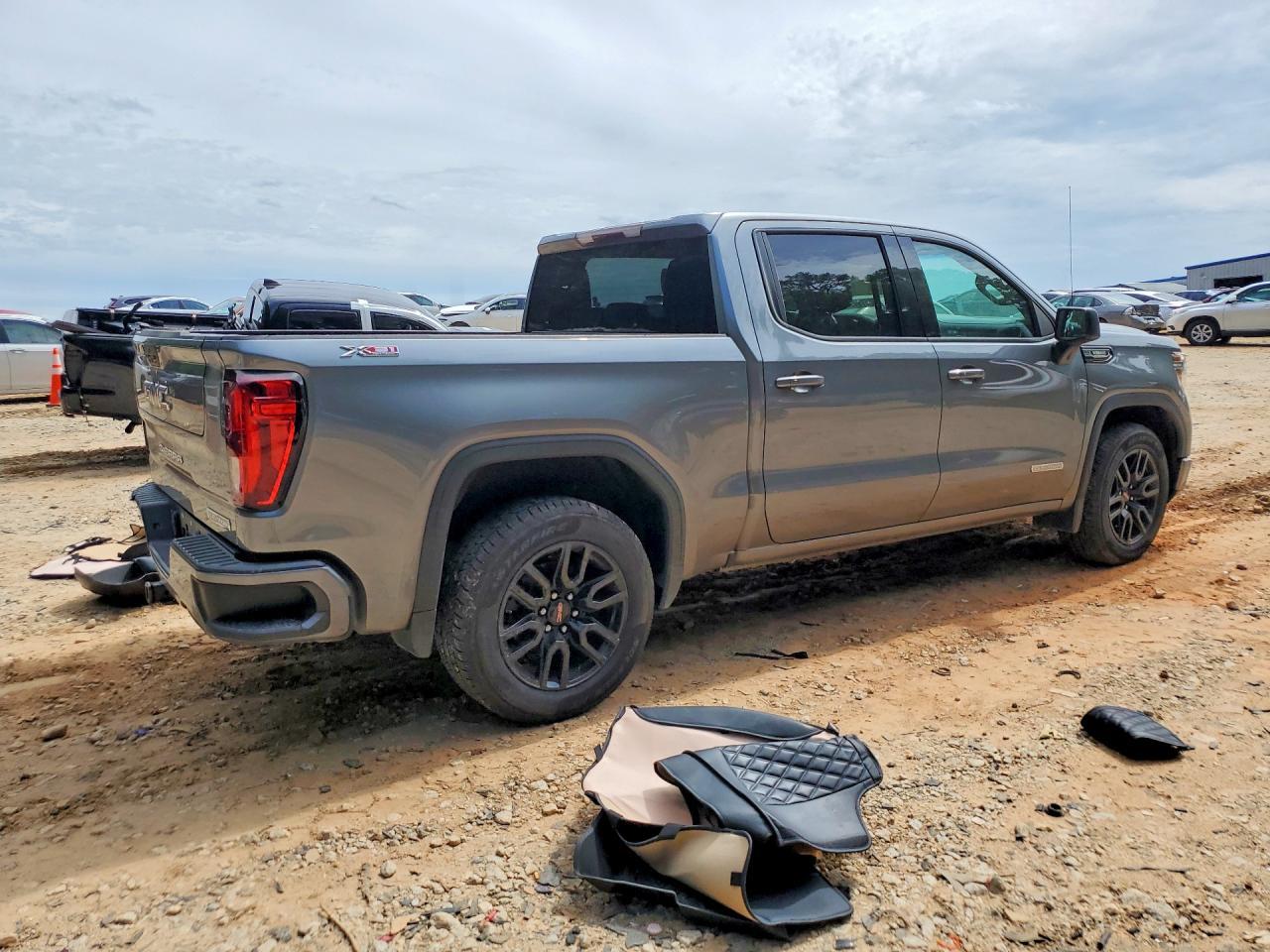 2021 GMC Siera15002Wd - Фото 3
