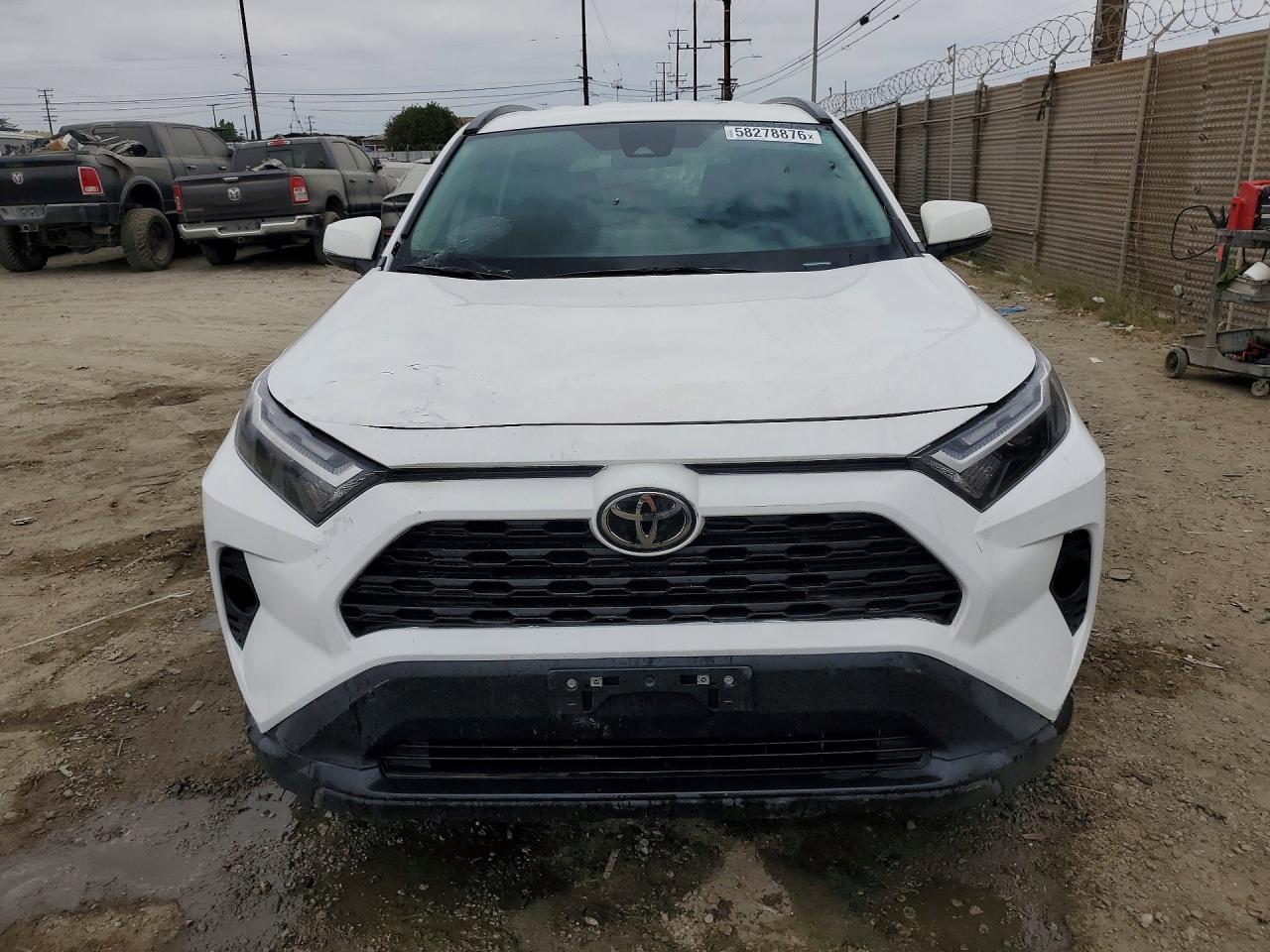 2024 Toyota Rav4 Xle - Image 5