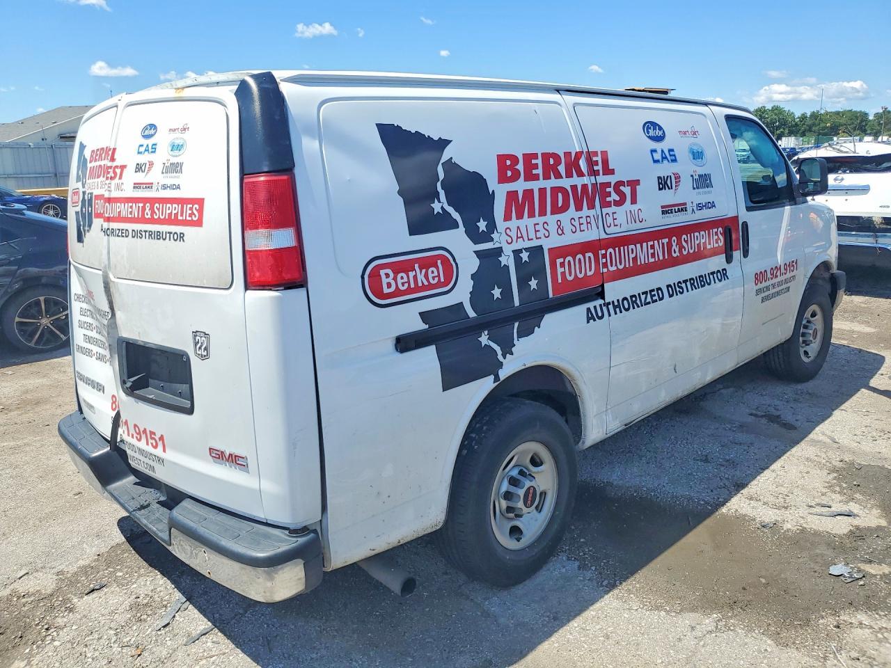 2019 GMC Savana G2500 - Фото 3