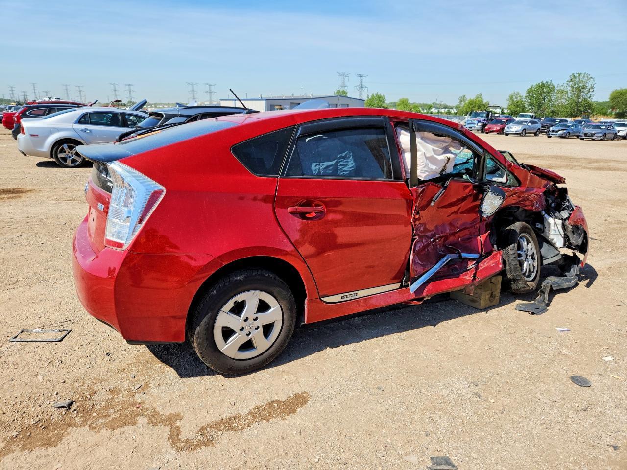 2011 Toyota Prius Two - Фото 3