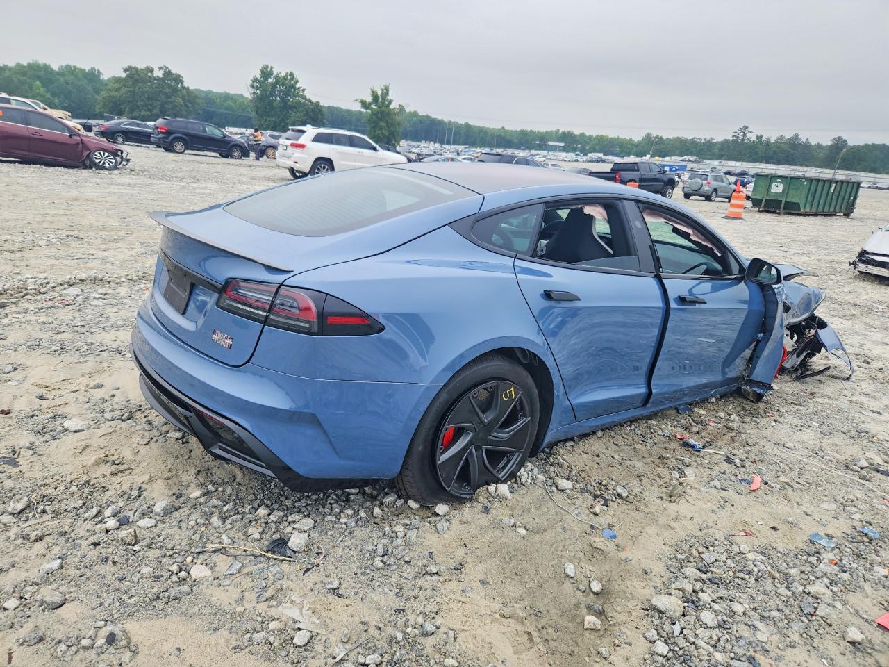 2026 Tesla Model S - Фото 3