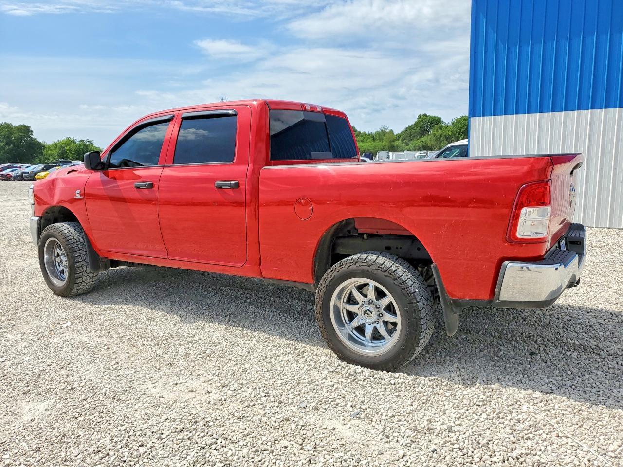 2021 Ram 2500 Tradesman - Фото 2
