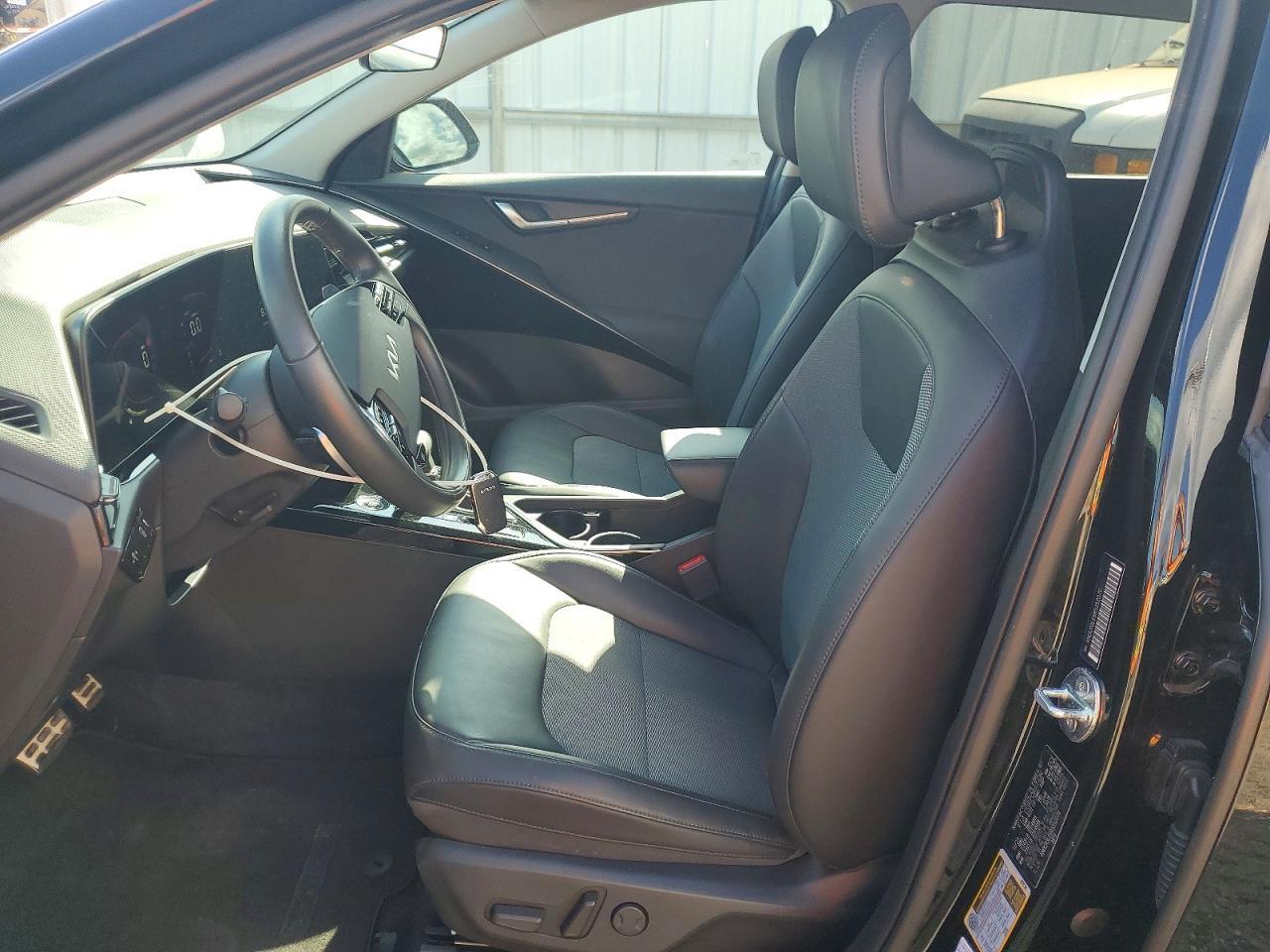 2024 Kia Niro Ex - Image 7