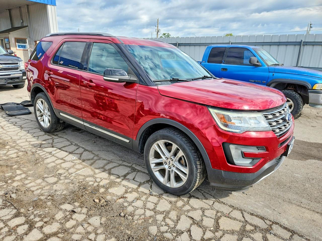 2016 Ford Explorer Xlt - Image 4