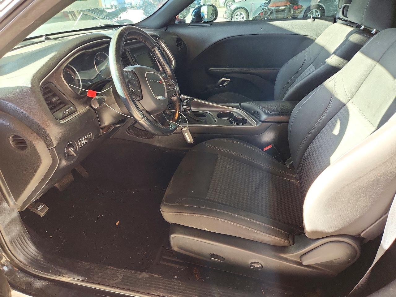2016 Dodge Challenger Sxt - Image 7