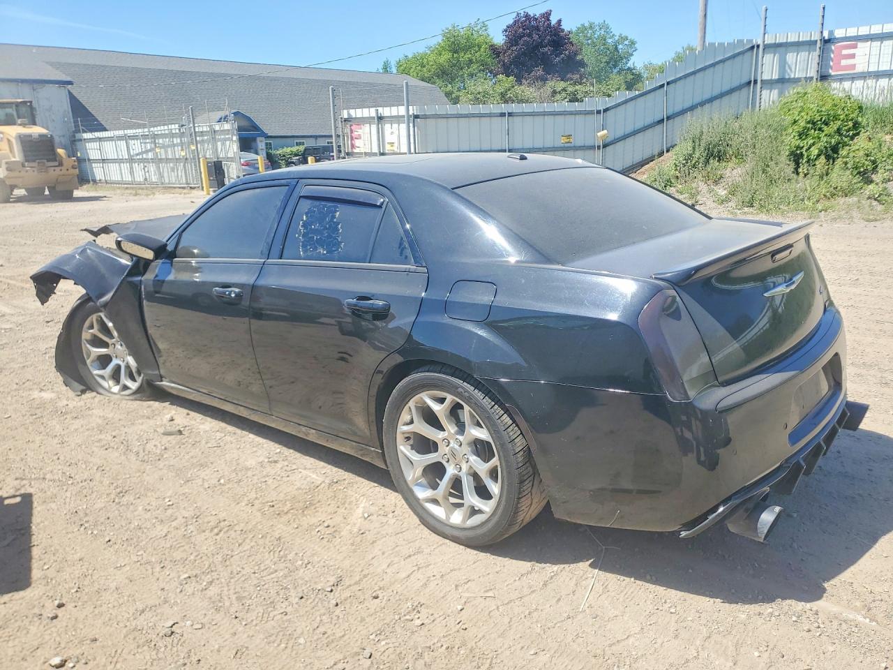 2017 Chrysler 300C Platinum - Фото 2