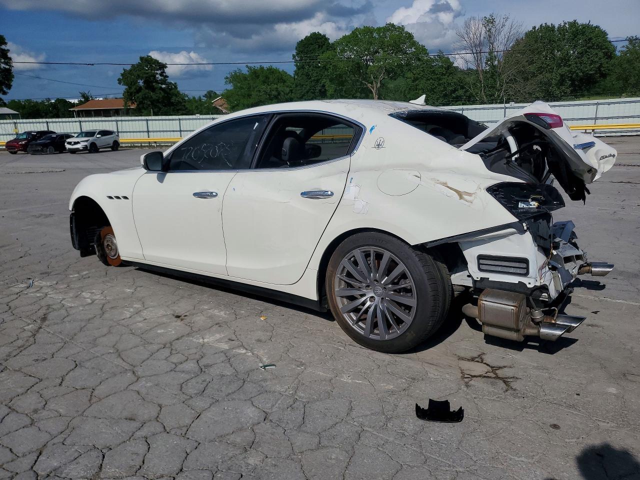 2018 Maserati Ghibli S - Image 2
