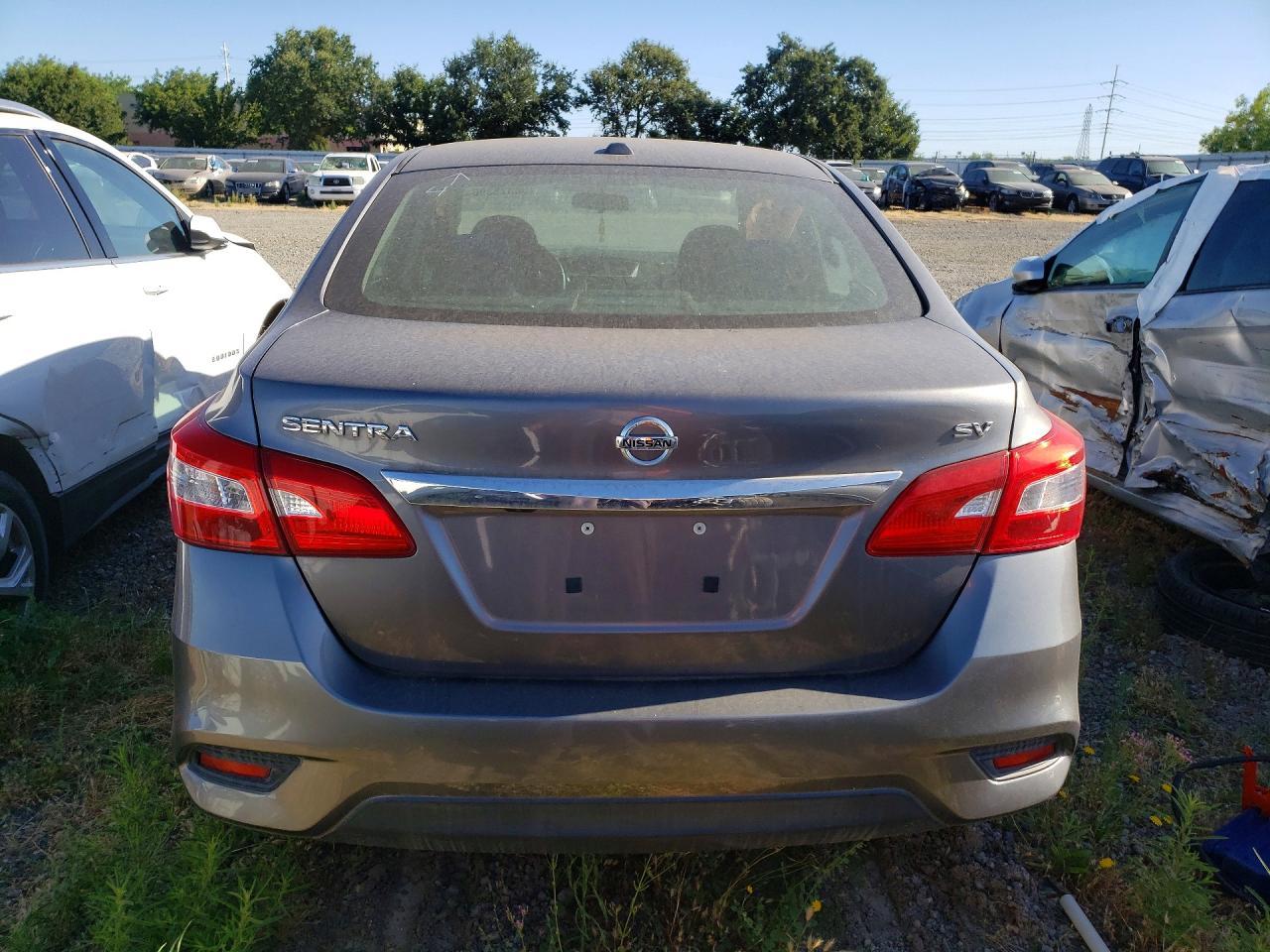 2019 Nissan Sentra Sv - Фото 6