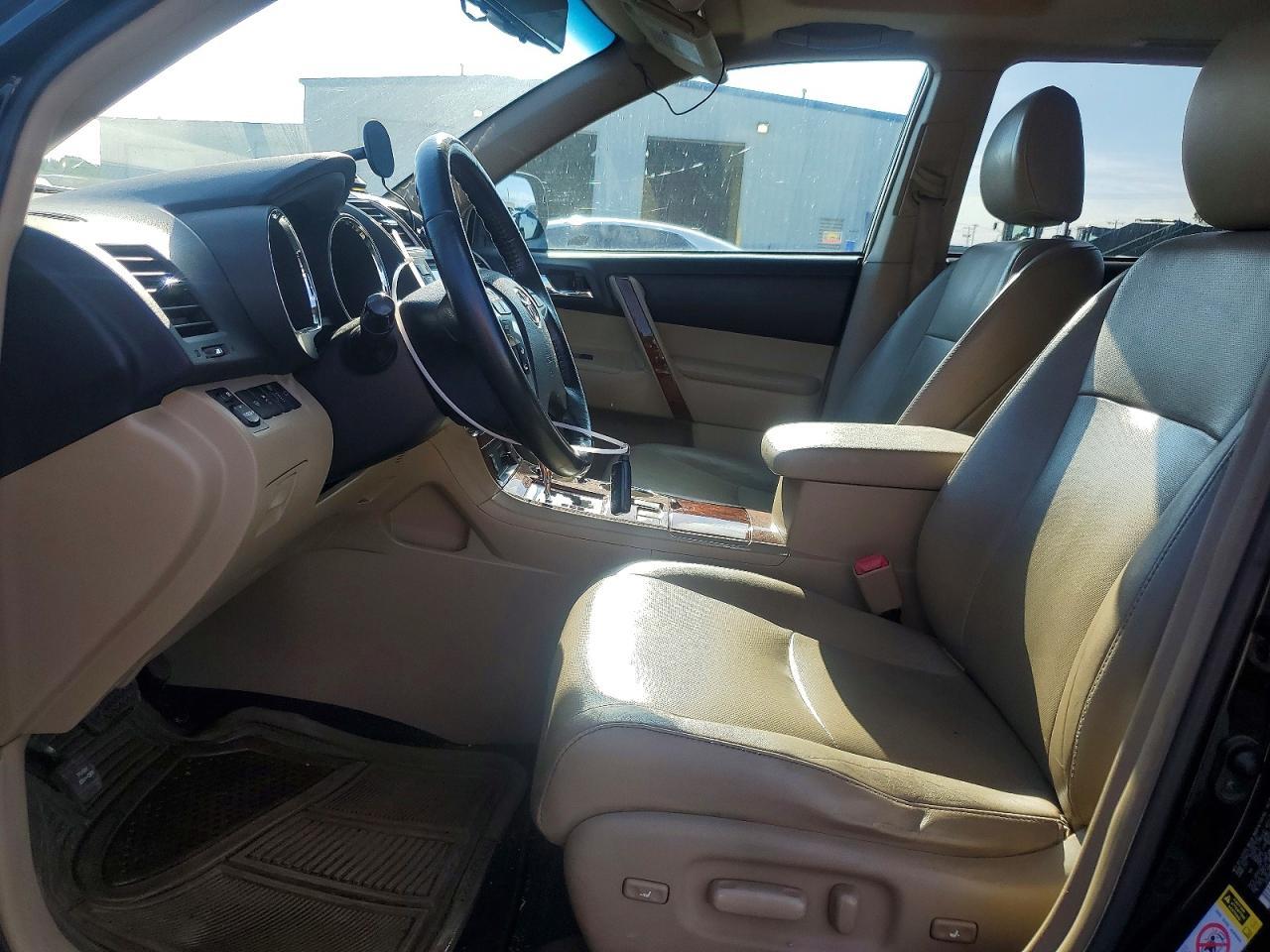 2012 Toyota Highlander Limited - Image 7