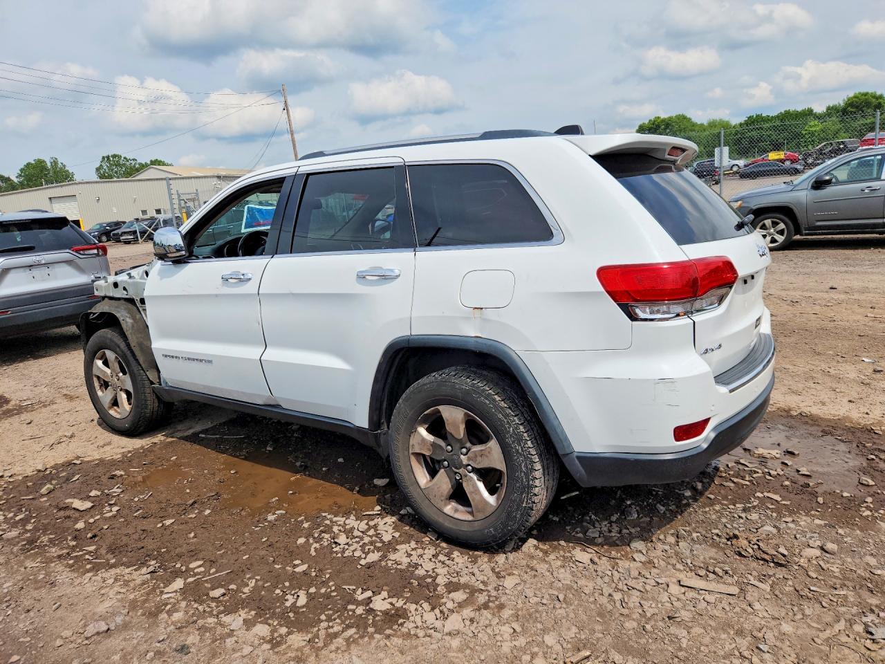2015 Jeep Grand Cherokee Limited - Image 2