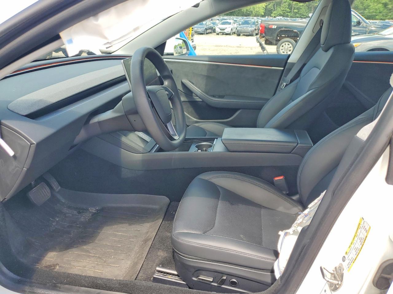 2024 Tesla Model 3 - Фото 7
