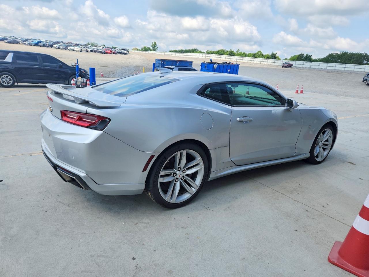 2017 Chevrolet Camaro Ss - Фото 3